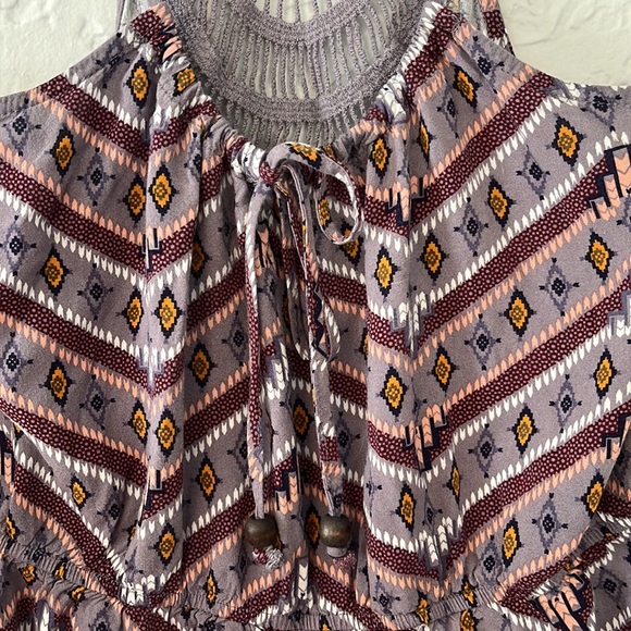 Romper - Picture 3 of 4